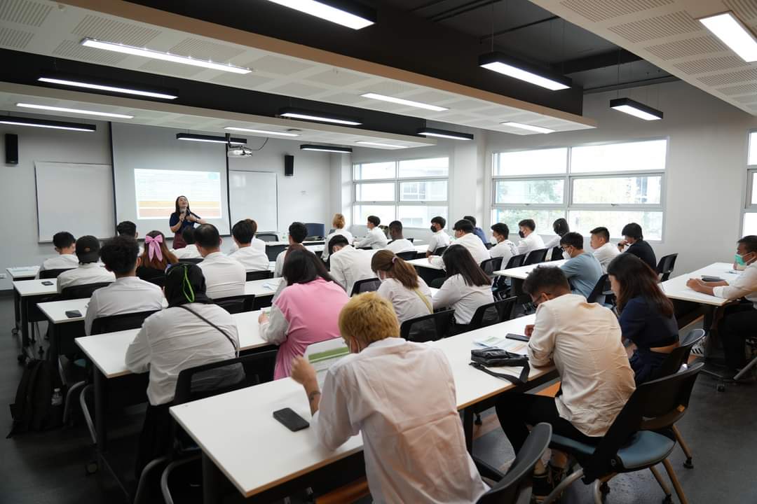 carousel image http://backend.pureglobalpathways.com/images/41c9202b-94d9-404a-b487-1e9597a38792.jpg