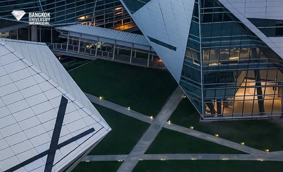 carousel image http://backend.pureglobalpathways.com/images/c5442934-4c80-40c9-ae0f-9d7ad3fb6be2.jpg