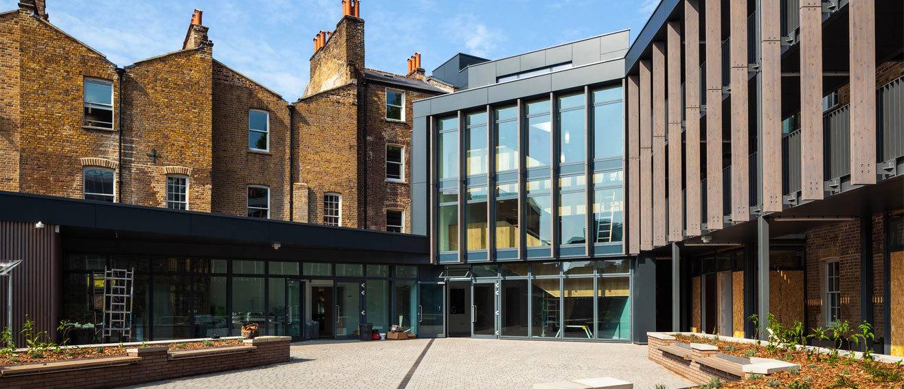 carousel image http://backend.pureglobalpathways.com/images/c649305b-ce14-4c92-aabc-3d668e383372.jpg